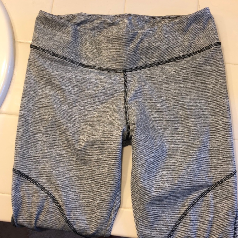 Heathered grey workout leggings